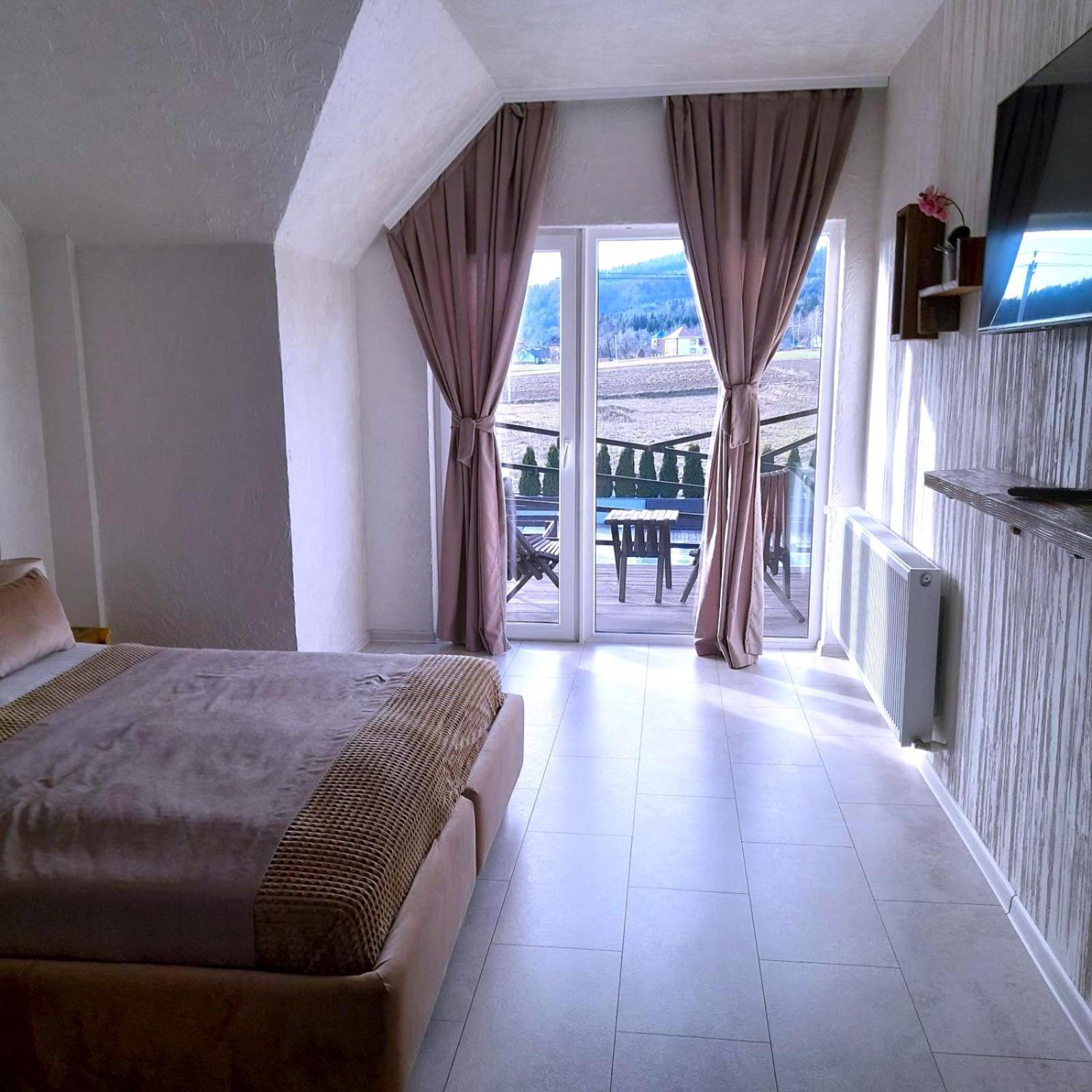 Four Seasons In Carpathians Hotel Migovo Luaran gambar